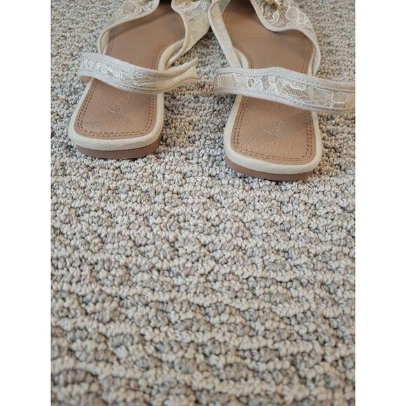 Kaya Lace Pointed Flats - Nude / 7 - Picture 4 of 4